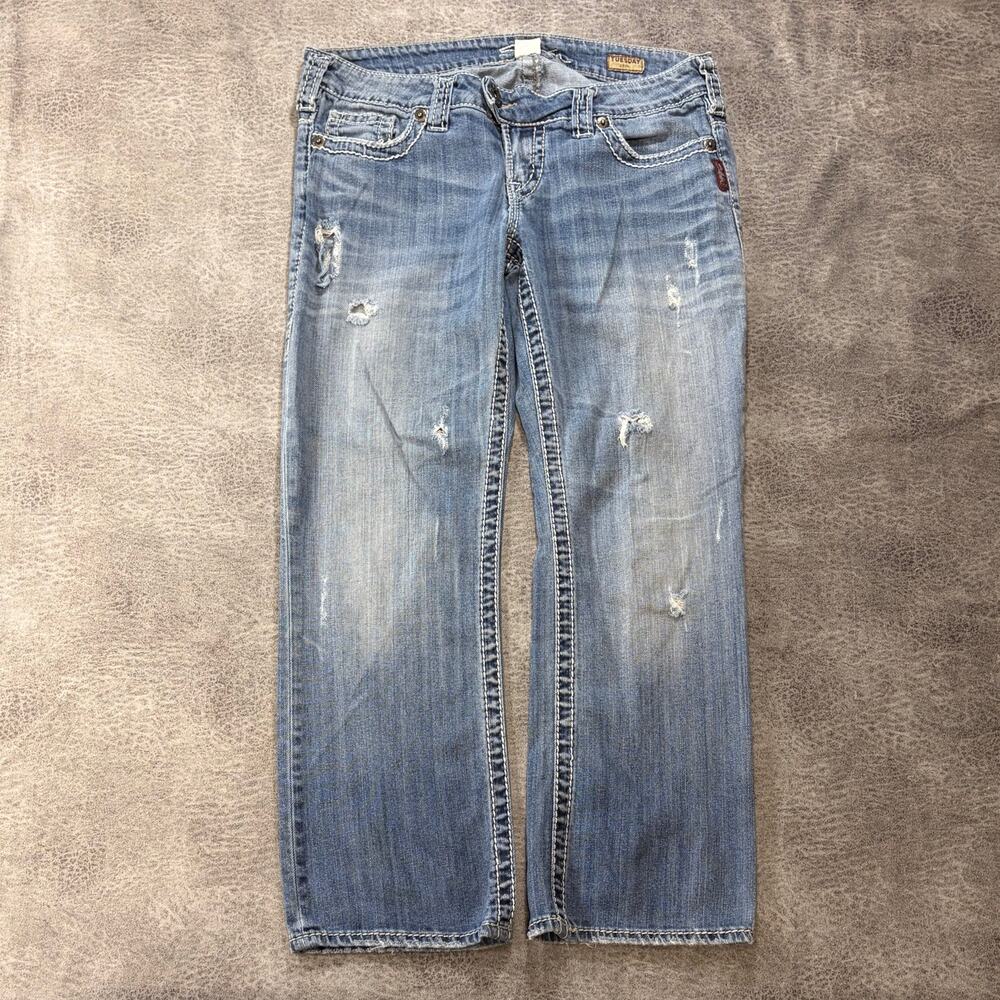 Y2k Silver Jeans Light Wash Distressed Denim Capris